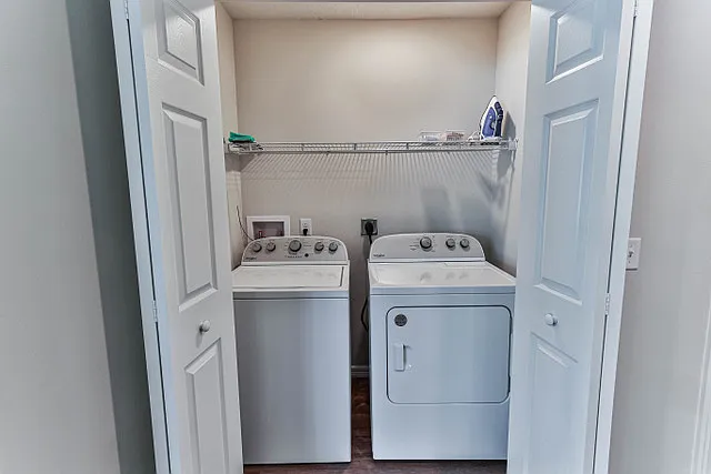 4247 E Taper St — Photo 25