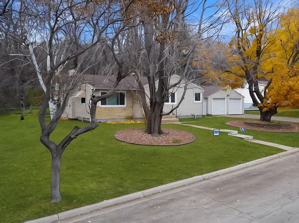 411 4th Ave NE, Glenwood, MN 56334