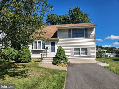60 Smithfield Ave, Lawrence Township, NJ, 08648