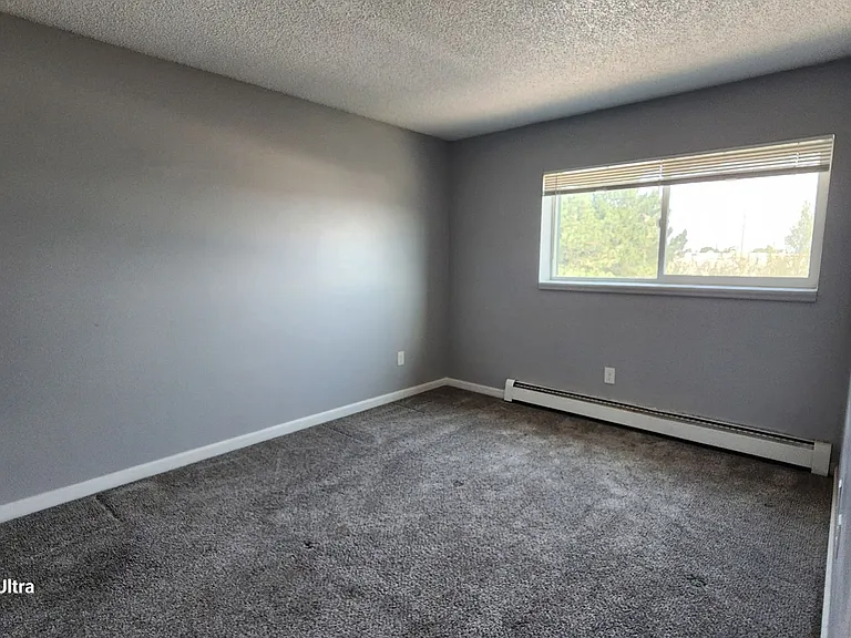 Myers Court — Photo 24