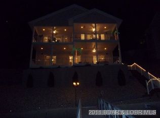 17 Kims Ln, Rocky Mount, MO 65072