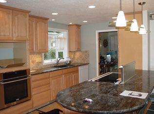 6450 SW Cape Meares Ct, Beaverton, OR 97007