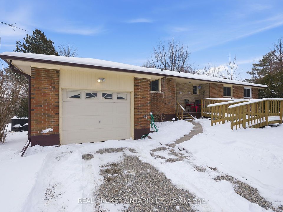 1st image of 1157 Lakeshore Rd