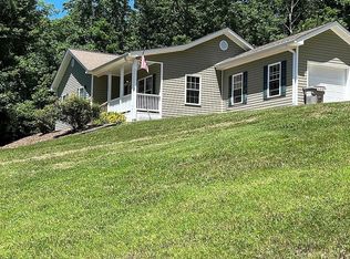 780 Van Davis Rd NW, Georgetown, TN 37336