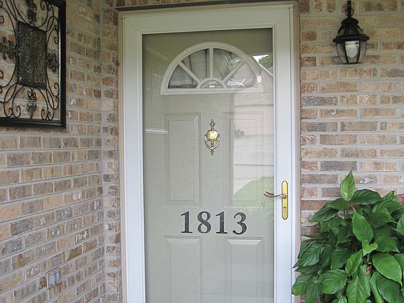 3rd image of 1813 Andy Ln