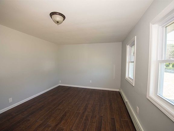 5th image of 847 Amsterdam Ave