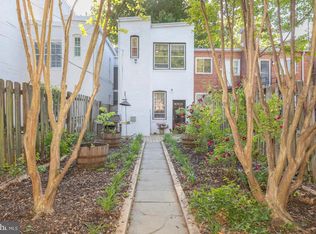 238 14th St SE, Washington, DC 20003