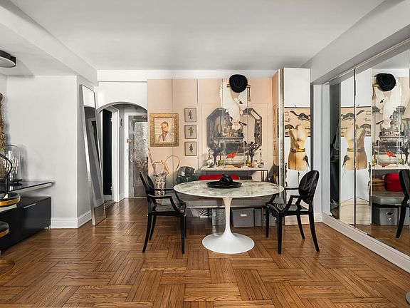 2nd image of 151 E 83rd St APT 2G