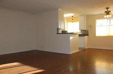 4th image of 620 E Lexington Ave E Unit 6