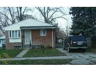 1835 E Otis Ave photo 1