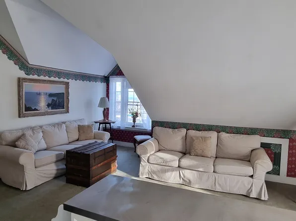 6 Portland Ave, Old Orchard Beach, ME