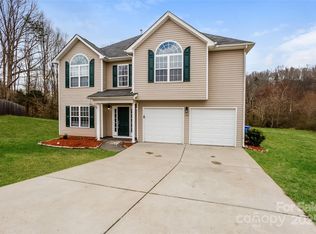 240 Bluffton Rd, Mooresville, NC 28115