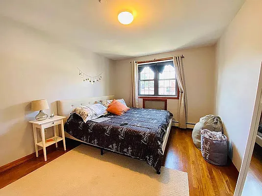 Rented by Compass | media 3