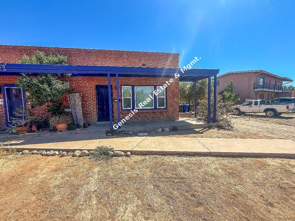 1 bed, 1.0 bath, 704 sqft, $950 — Photo 1