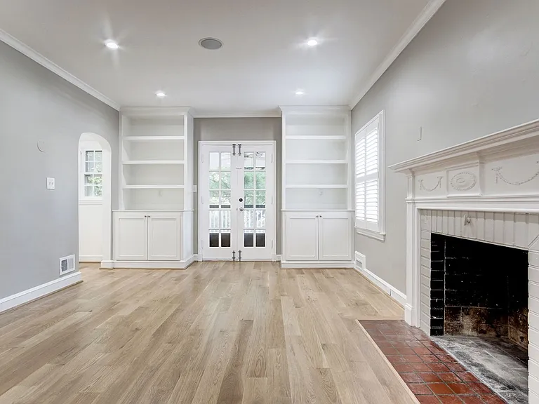 1626 Kalmia Rd NW — Photo 8