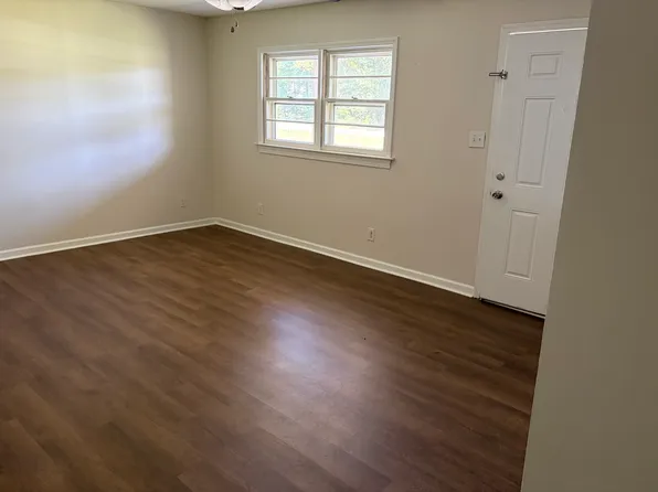 159 Lightwood Knot Rd, Deep Run, NC 28525