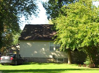 9440 Ozga St, Romulus, MI 48174