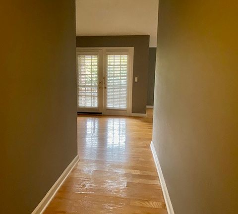 5th image of 1203 Chamberlain Dr APT 201
