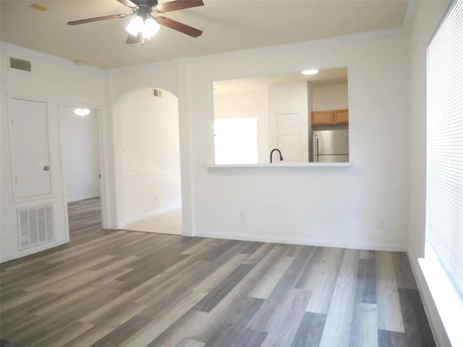 2 bed, 2.0 bath, 953 sqft, $1,375 — Photo 4