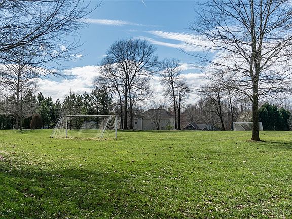 3rd image of 2988 S Legacy Park Blvd