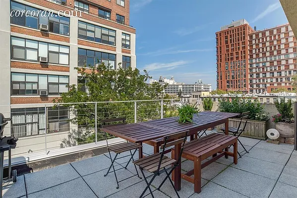Sold by Corcoran | media 21