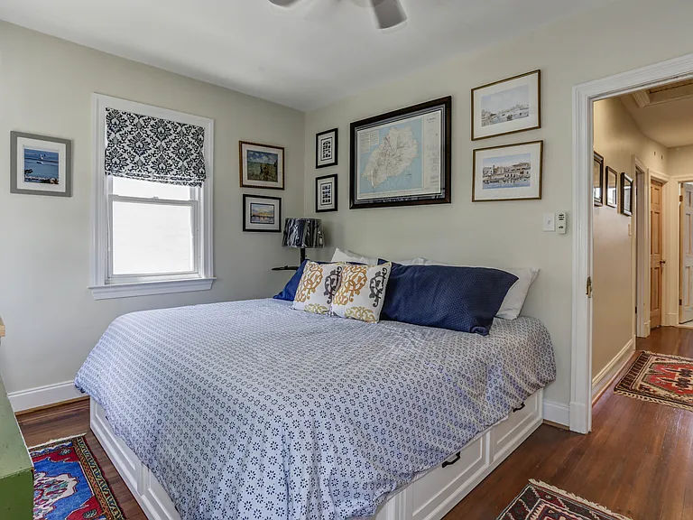821 Tewkesbury Pl NW — Photo 40