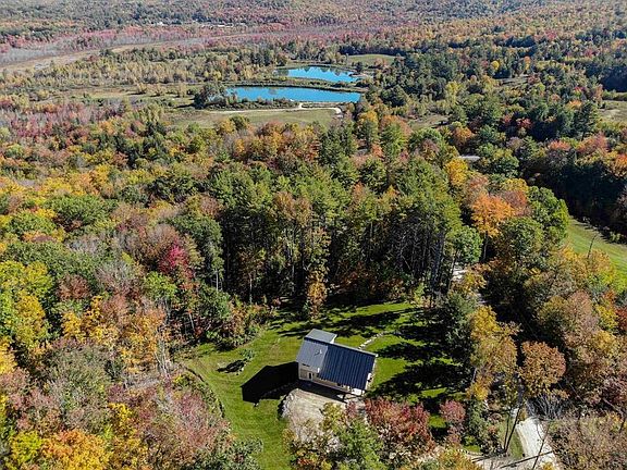 5th image of 32 New Canada Rd