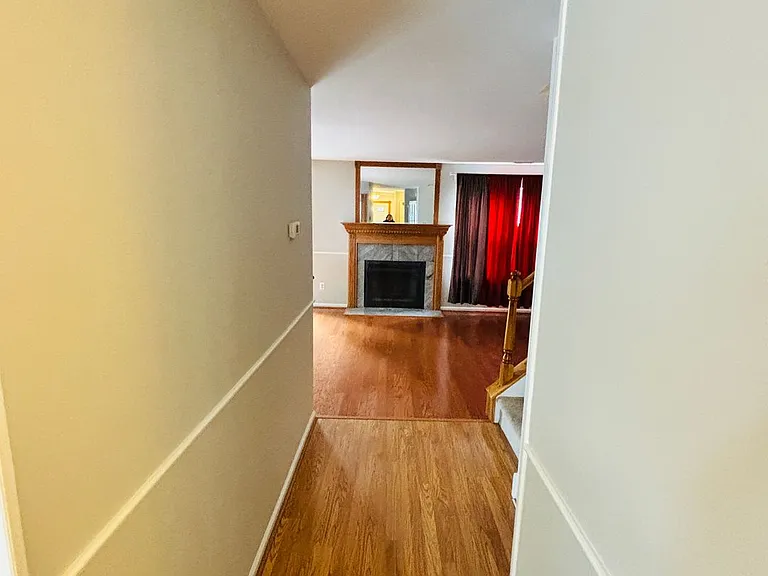 2427 Linksman Ln — Photo 13