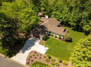 2 Courageous St, Lake Wylie, SC 29710