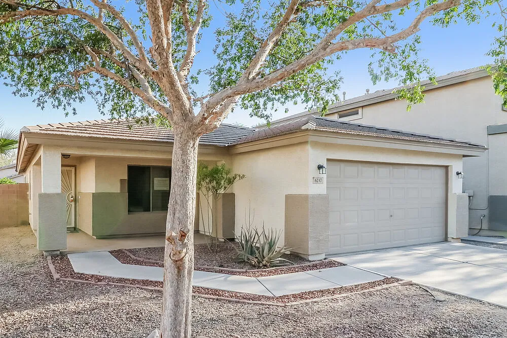 4 bed, 2.0 bath, 1538 sqft, $2,110 — Photo 1
