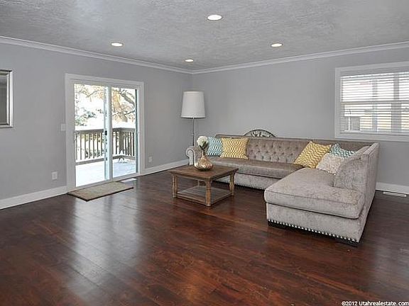 3rd image of 2895 E Wardway Dr