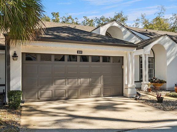 4th image of 232 Wimbledon Cir #232