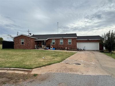 123 Circle Dr, Sentinel, OK, 73664