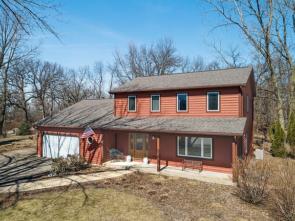 4th image of 43W640 Hawkeye Dr