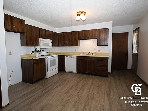 5th image of 2509 C St