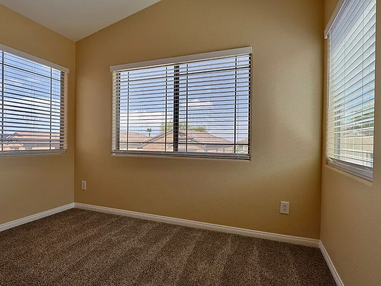340 Sweet Sugar Pine Dr — Photo 23