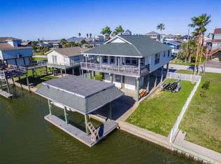 22907 Vida St, Galveston, TX 77554