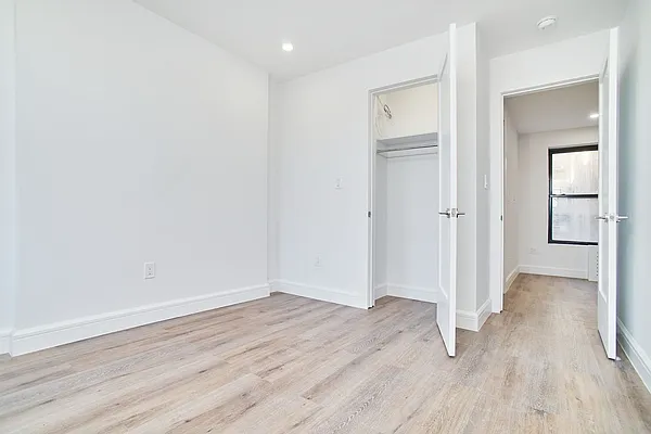 Rented by REAL New York | media 9