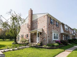 71 Colonial Dr, Telford, PA 18969