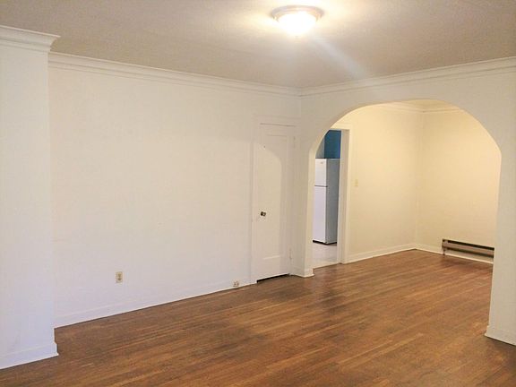 4th image of 2080 SE Caruthers St #2114-09