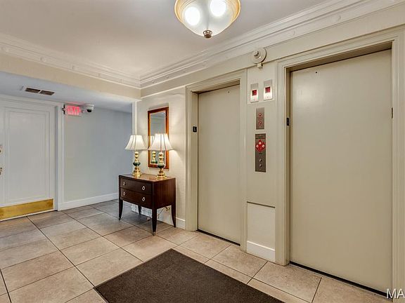 3rd image of 410 N Newstead Ave APT 12W