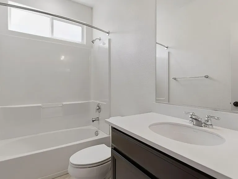 520 E Albertina Ave — Photo 26
