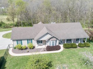 19533 Coventry Cir, Marthasville, MO 63357