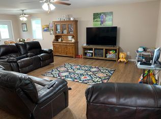 17336 Dunkles Dr, Boonville, MO 65233