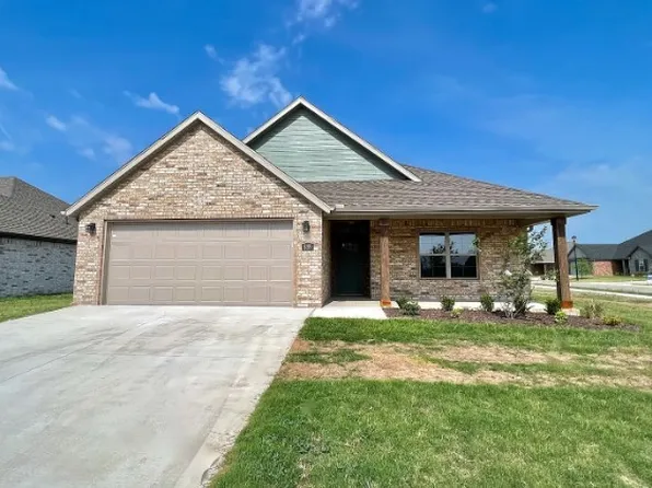 889 Arden St, Tontitown, AR 72762