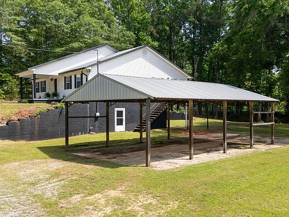 2nd image of 2615 County Road 16