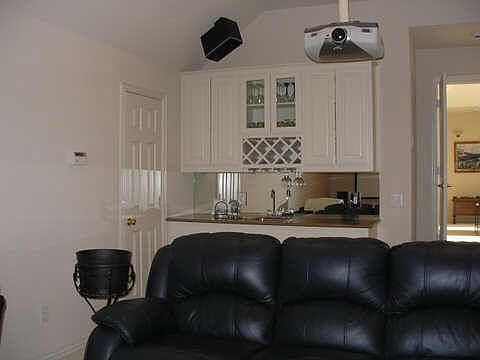 5th image of 11013 Breezewood Dr