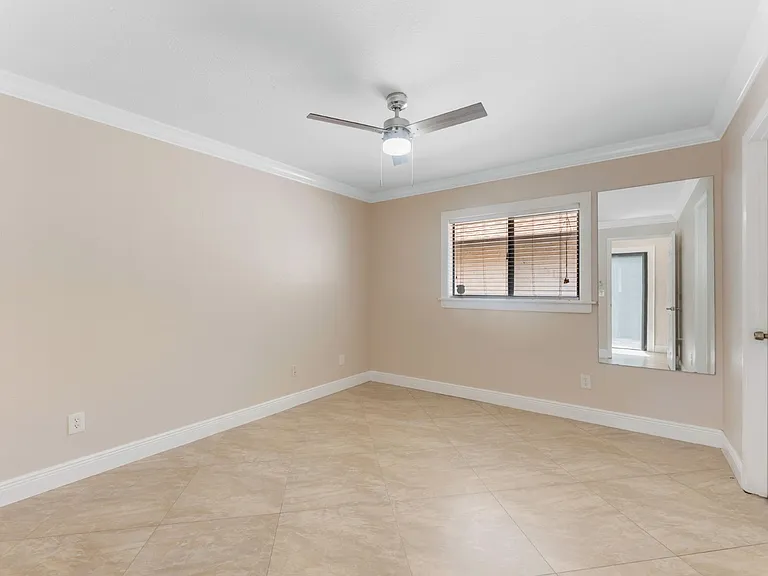 13721 Lazy Oak Dr — Photo 21
