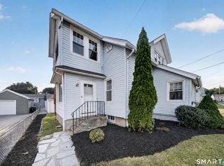 78 Waverly Ave Floor 2, Milford, CT 06461