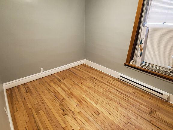 5th image of 1423 W Olive Ave #1